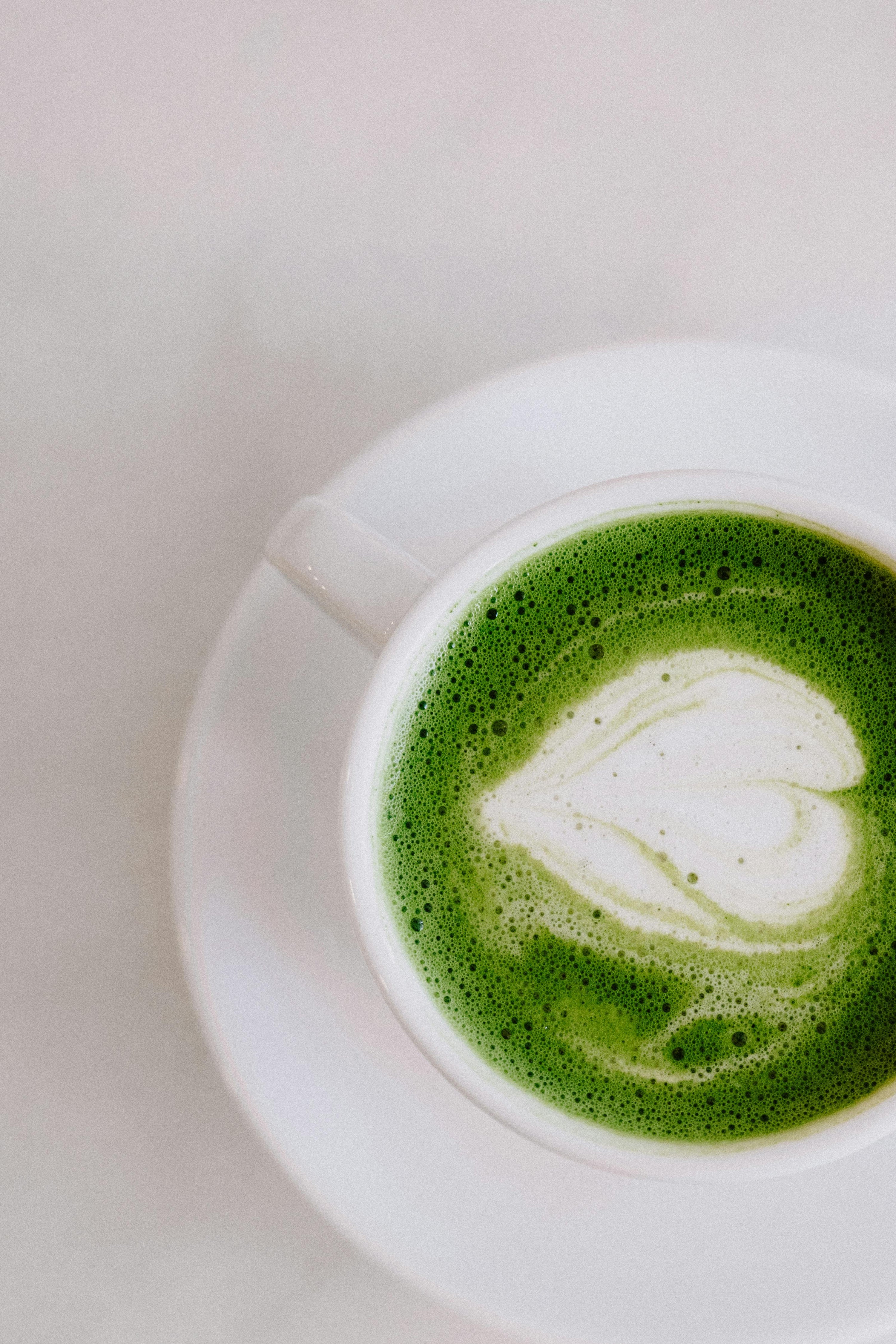 Hot or Iced? The Perfect Matcha Latte for Any Season